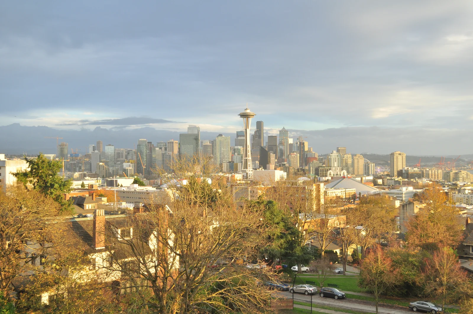 Seattle skyline and Space Needle viewed from Kerry Park